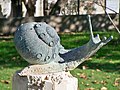 Escultura de un caracol de Stefan von Reiswitz en el parque del Oeste, 2023-01-13.