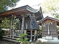 祖霊殿・日吉神社