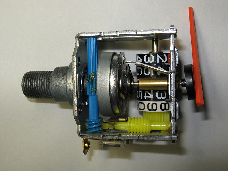 File:Speedometer (Honda Dio)2.jpg