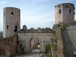 기원전 1세기에 세워진 '베누스의 문'(Porta di Venere)