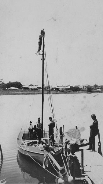 File:StateLibQld 1 295919 Getting ready to sail on the Brisbane River.jpg