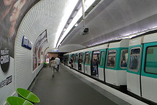 Station mtro Reuilly-Diderot - 20130606 154435