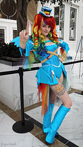 My Little Pony-inspired cosplay Steampunk Rainbow Dash (11675469515).jpg