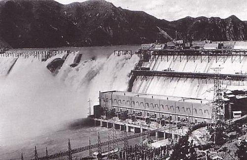 Sui-ho Dam under construction in July 1942