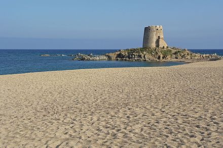 Бари цены. Бари Италия. Бари Сардо Сардиния. Бари море. Бари Италия пляж.