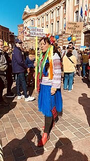 Miniatuur voor Bestand:Toulouse - 20220227 - Manifestation contre l'invasion de l'Ukraine par la Russie 02.jpg