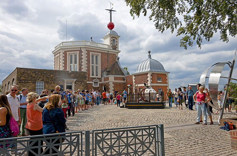 File:Tourists taking pictures at Prime Meridian monument, Greenwich Observatory, London.jpg