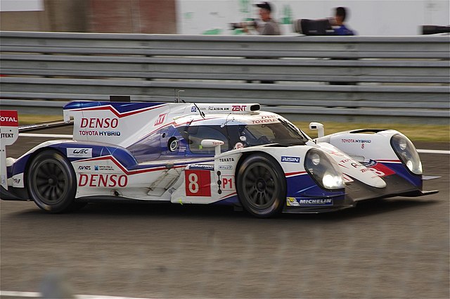 Toyota won the Manufacturers' Championship with the Toyota TS040 Hybrid.