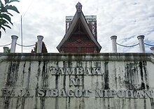 Tugu Raja Sibagot Nipohan 05.jpg