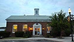 US Post Office in Christiansburg at twilight.JPG