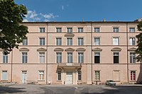 Cour du Palais épiscopal.