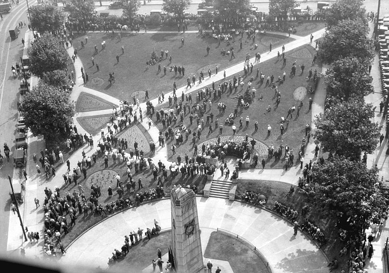 File:VictorySquare 1932.jpg