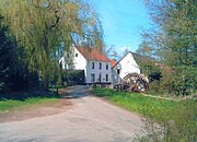 De Volmolen op de grens van Opoeteren en Neeroeteren