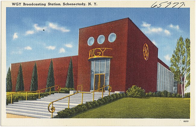 The studio building as it appeared circa 1938-1945.