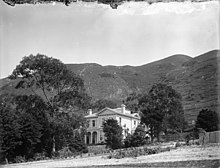 W H Levin's house in Tinakori Road W H Levin's house and drive from Tinakori Rd.jpg