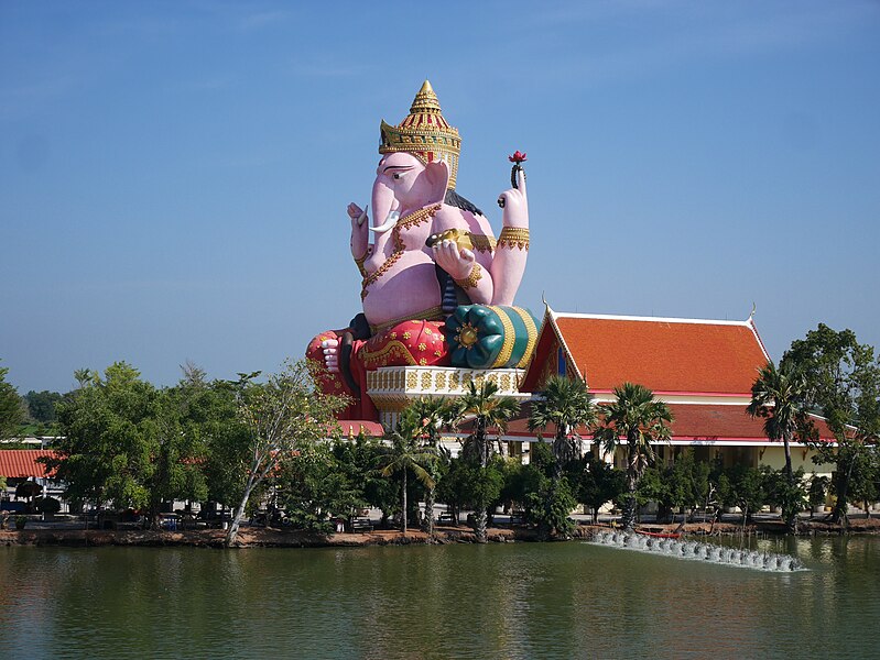 File:Wat Prong Akat,Chachoengsao,Thailand (12).jpg