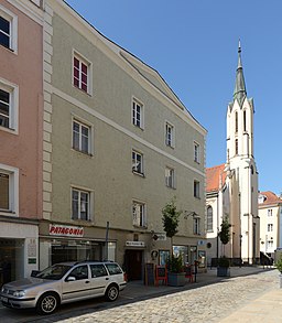 Wohn- und GEschäftshaus Theresienstraße 14 (Passau) a