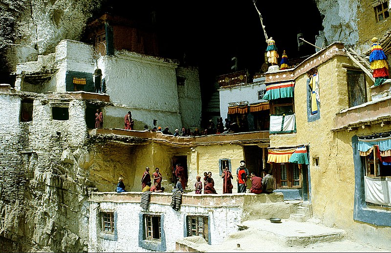 File:Zanskar Phuktal 03.jpg