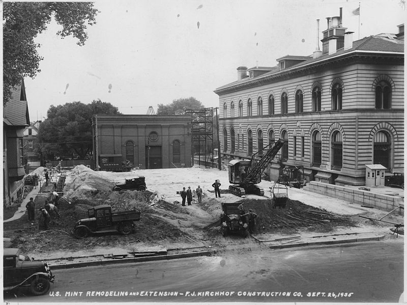 File:"View taken September 26, 1935, looking west from Cherokee Street." - NARA - 293493.jpg