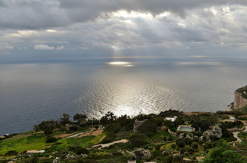 File:Ħad-Dingli. Nżul ix-xemx 2.jpg