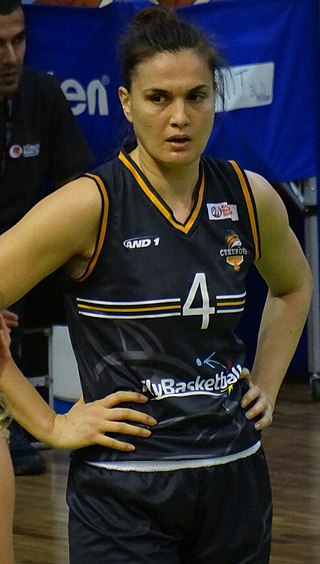 <span class="mw-page-title-main">Şaziye İvegin</span> Turkish basketball player