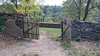 Čeština: Židovský hřbitov v Rabštejně nad Střelou. Okres Plzeň-sever, Česká republika.