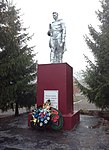 Братская могила 14 советских воинов, погибших в боях с фашистскими захватчиками