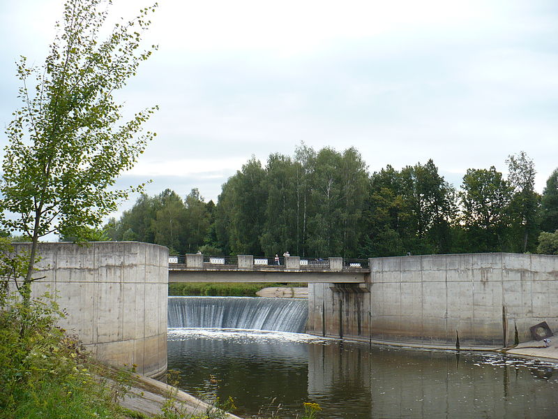 File:Ярополец ГЭС.JPG