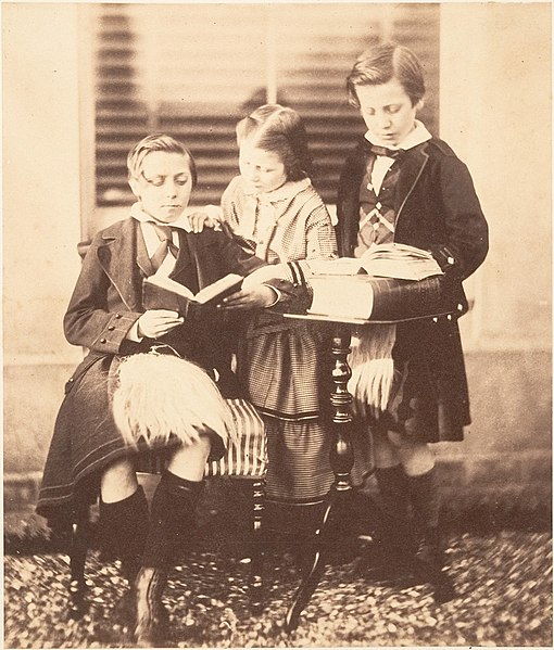 File:-Colin and Horatio Ross Reading with Jessie Macrae- MET DP148520.jpg