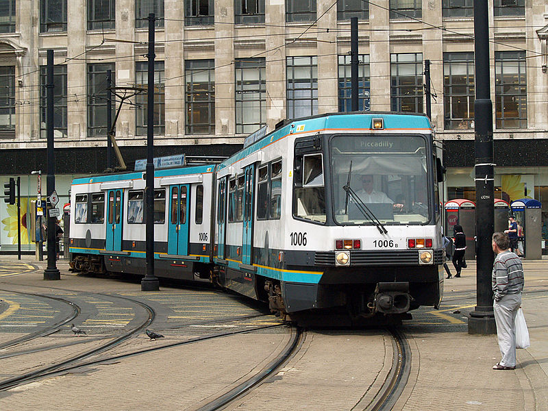 File:1006 turns off Mosley Street.jpg