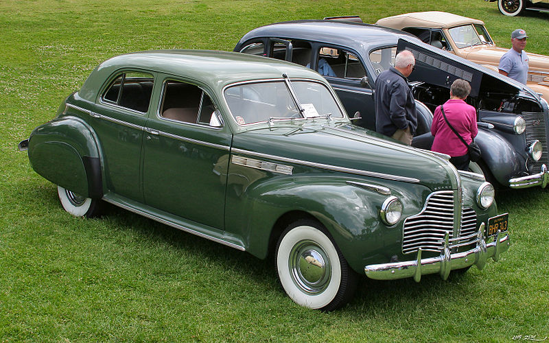 File:1940 Buick Roadmaster - green - fvrT.jpg