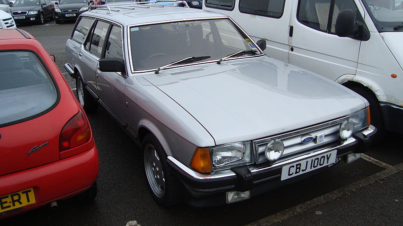 File:1983 Ford Granada 2.8 Ghia X Estate (15857946472).jpg