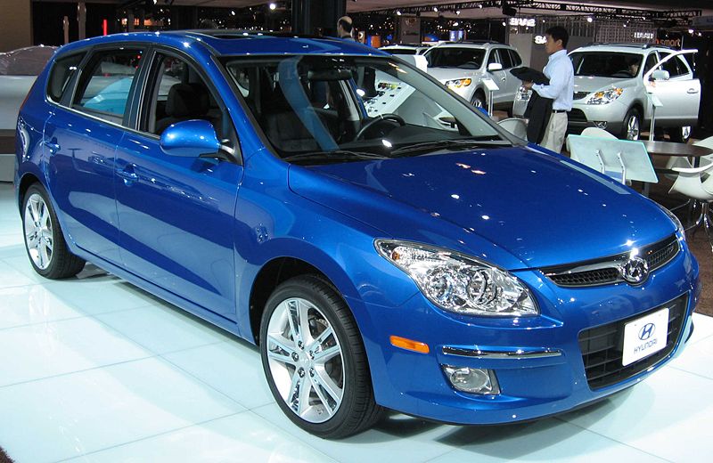 File:2009 Hyundai Elantra wagon front.jpg