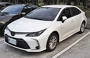 2019 Toyota Corolla Altis (front).jpg