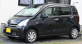 5. generace Daihatsu Move L.jpg