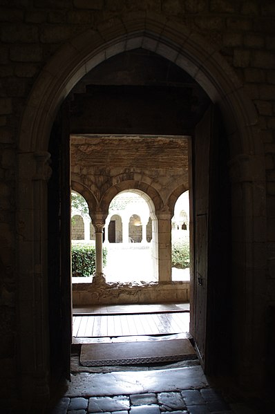 File:6484 Monestir de Vilabertran.jpg