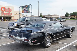 72 Lincoln Continental Mark IV (7998334940) .jpg