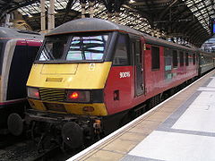 90016 at London Liverpool Street in 2004, in Rail Express Systems livery.
