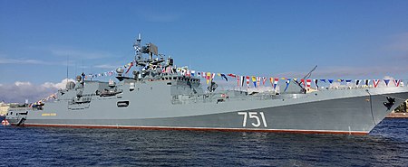 450px-Admiral_Essen_ship_%28July_2016%29