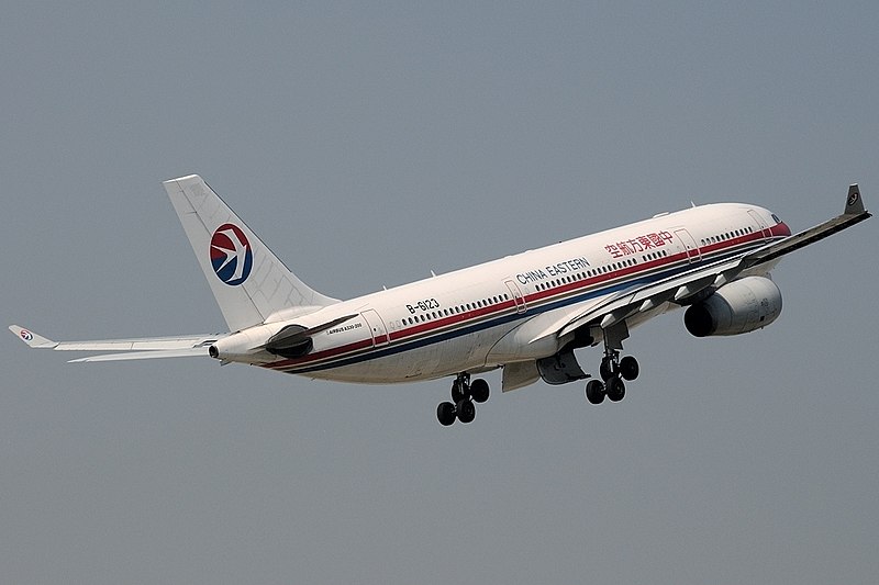 File:Airbus A330-243, China Eastern Airlines JP7508793.jpg