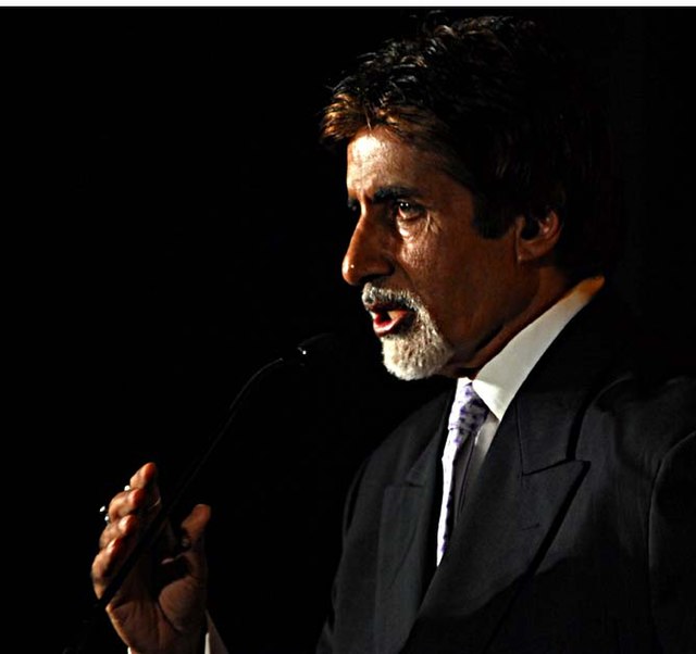 Bollywood star Amitabh Bachchan speaking in April 2006