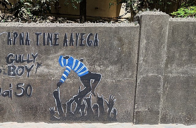 Graffiti of "Apna Time Aayega" in Mumbai
