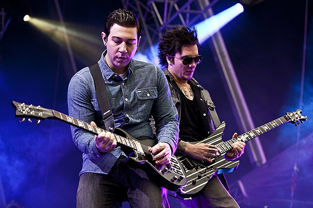 Zacky Vengeance and Synyster Gates live in Norway in 2011