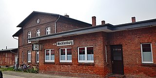 <span class="mw-page-title-main">Dorf Mecklenburg station</span>