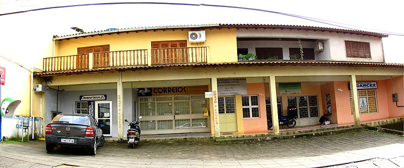 File:Banrisul, Correios, Tabelionato e Telecentro comunitário em Sentinela do Sul.JPG