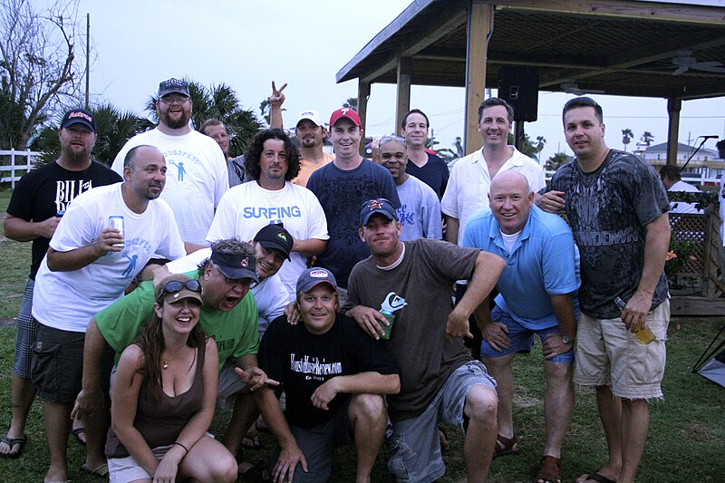 File:Barkerfest, Crystal Beach, Texas.jpg