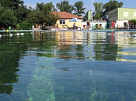 Basen pływacki o wymiarach olimpijskich w Czarnej Wodzie 06.jpg