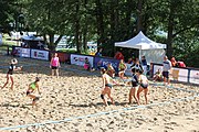 Deutsch: Beachhandball Europameisterschaften 2019 (Beach handball Euro); Tag 1: 2. Juli 2019 – Frauen, Vorrunde Gruppe C, Italien-Griechenland 0:2 (16:28, 10:13) English: Beach handball Euro; Day 1: 2 July 2019 – Women Preliminary Round Group C – Italy-Greece 0:2 (16:28, 10:13)