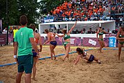 Deutsch: Beachhandball bei den Olympischen Jugendspielen 2018 in Buenos Aires; Tag 7, 13. Oktober 2018; Mädchen, Spiel um Platz Drei – Ungarn-Niederlande 2:0 English: Beach handball at the 2018 Summer Youth Olympics in Buenos Aires at 13 October 2018 – Girls Bronze Medal Match – Hungary-Netherlands 2:0 Español: Handball de playa en los Juegos Olimpicos de la Juventud Buenos Aires 2018 en 13 de octubre de 2018 – Partido por la medalla de bronce femenino - Hungría-Países Bajos 2:0