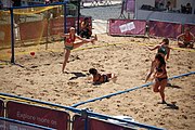 Deutsch: Beachhandball bei den Olympischen Jugendspielen 2018; Tag 4, 10. Oktober 2018; Mädchen, Vorrunde, Gruppe A - Ungarn-Chinese Taipei (Taiwan) 2:0 English: Beach handball at the 2018 Summer Youth Olympics at 10 October 2018 – Girls Preliminary Round Group A‎ – Hungary-Chinese Taipei 2:0